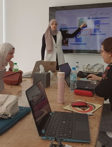 Explaining instant sharing